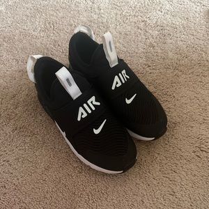 SOLD** Nike air max 270 extreme